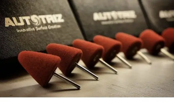 Полировальный круг конусный бордовый жесткий autotriz 23мм. фото