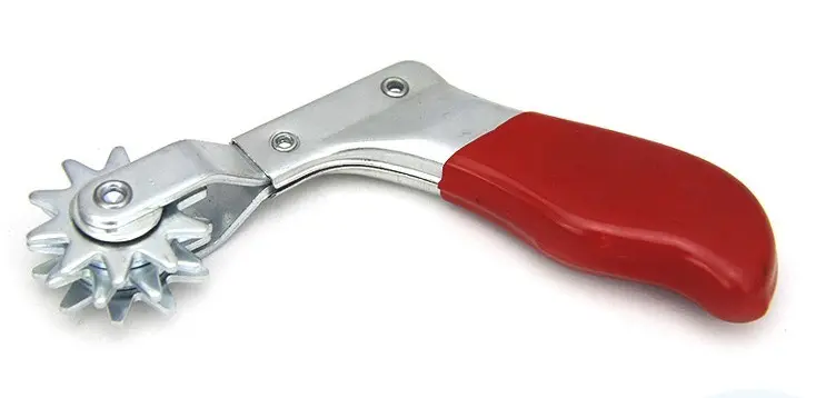 Каталог товаров Все Для Автомоек-Cleaning Tool for Buffing Pads Инструмент для чистки шерстяных кругов Cleaning Tool for Buffing Pads Инструмент для чистки шерстяных кругов фото