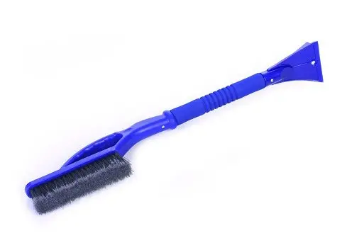 Щетка-скребок для уборки снега и льда с мягкой ручкой 67см фото