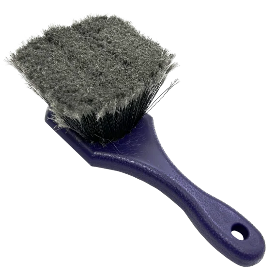 Мягкая щетка для чистки резины дисков и подкрылок Buff Brothers Wheel Soft Brush фото