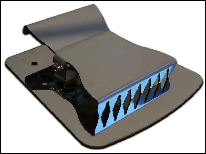 Держатель ковриков настенный н/ж широкий(GA) с усиленной пружиной фото